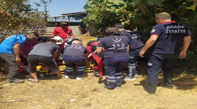 GÜNCELLEME - Adana'da çıktıkları ahır çatısının bir bölümünün çökmesi sonucu yaralanan 2 kadından 1'i öldü
